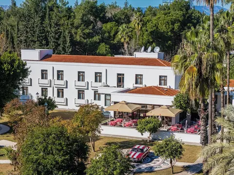74 Hotel