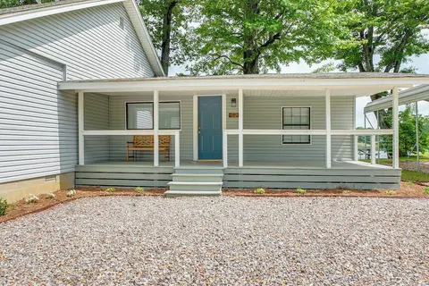 Waterfront Home on Lake Hamilton w/ Dock & 2 Decks