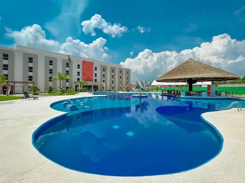 HOTEL ROYAL GARDEN TUXPAN