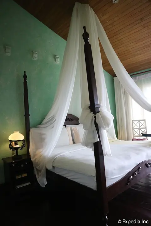 Joaquin's Bed and Breakfast