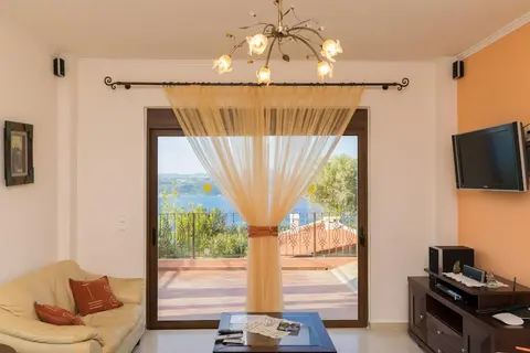 Amalia Villa in Aptera