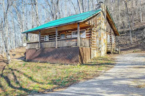 Near Hiking & Rafting: Bryson City Gem w/ Hot Tub!