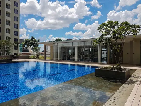 New Furnished with City View 2BR Apartment M-Town Residence