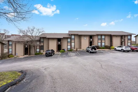 Great Day - Picture-perfect Condo in Pointe Royale