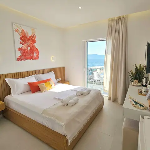 Ares Beachfront Luxury Rooms