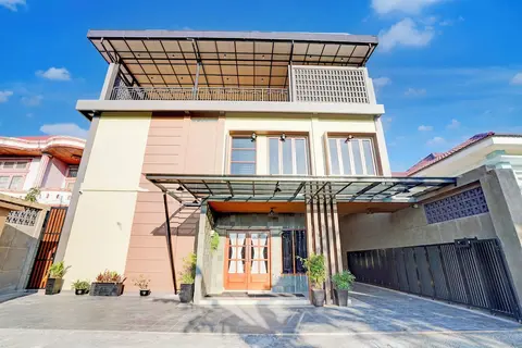 Collection O Padang City Center Near Transmart Padang Formerly De Orchids