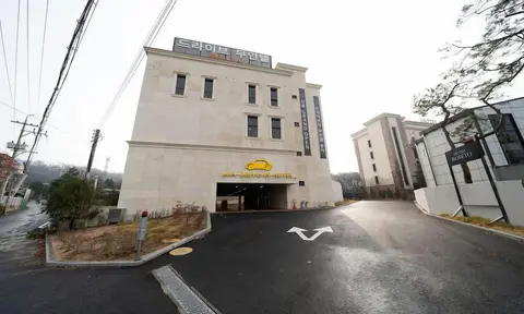 Pocheon LUA PREMIUM Drive-In Hotel