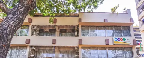 Hotel Nest In, Malad