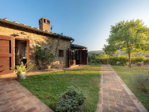 Apartment in Chianti With Pool ID 3939