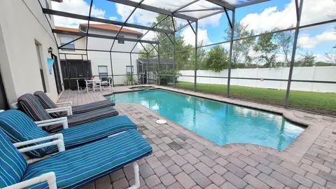 HG423SP 4 Bedroom villa in High grove 4 Home