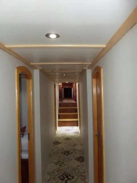 Ide Yacht Hotel