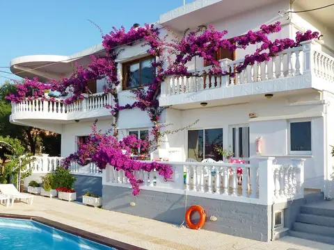 Rouladina Apt 1 in Stalos