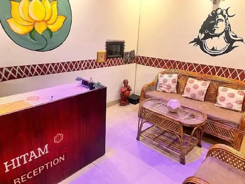 Hotel Hitam