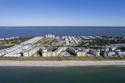 Summer Winds 231-b 3 Bedroom Condo by RedAwning
