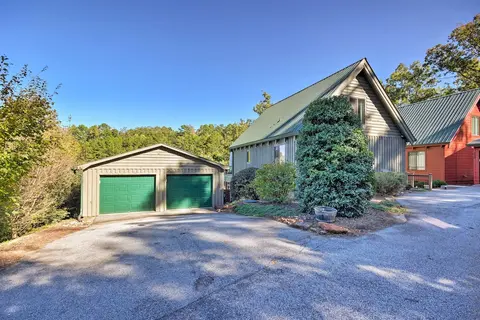 Lakefront Keowee Home w/ Dock, 14 Mi to Clemson