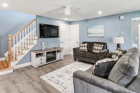 5 Blocks to Wildwood Beach: Family Getaway!