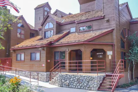 Aspen Creek #225 - Hot Tub & Pool, Near Skiing!