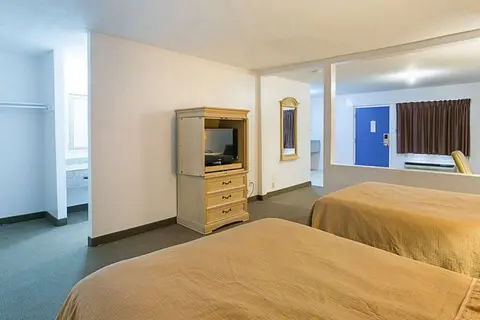 Rodeway Inn & Suites Enterprise