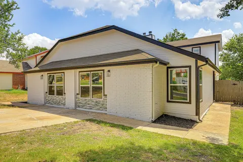 San Antonio Vacation Rental: 11 Mi to River Walk!