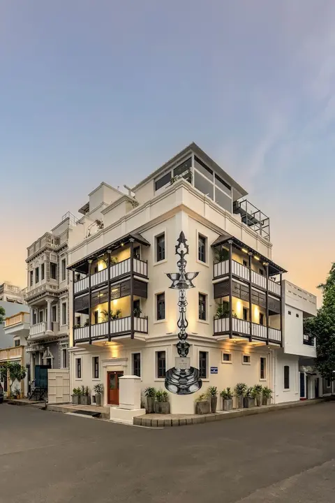 Delhi House