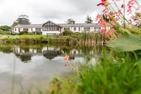 Ael Y Bryn Bed and Breakfast