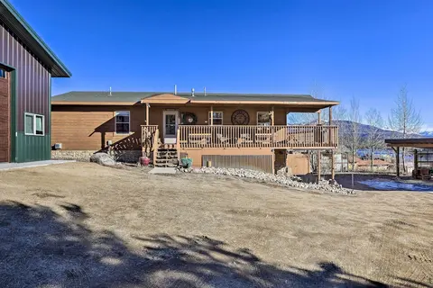 Grand Lake House w/ Mountain Views, Deck!