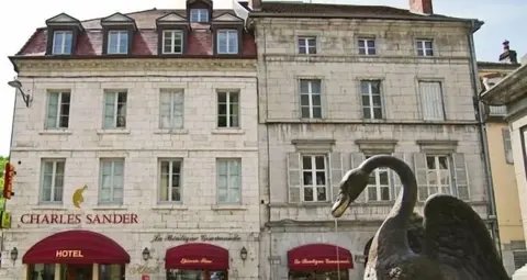 Appart Hôtel Charles Sander