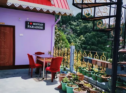 Mountain paradise homestay batasia loop