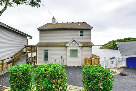 Private Dock, Pool Table: Lake of the Ozarks Haven