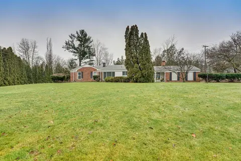 Family-friendly Bloomfield Hills Home w/ Patio!