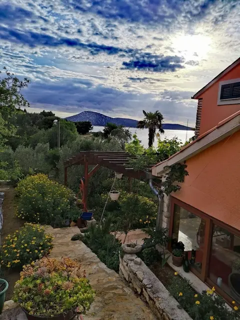 Njoko - sea View & Private Parking - A1 Plavi