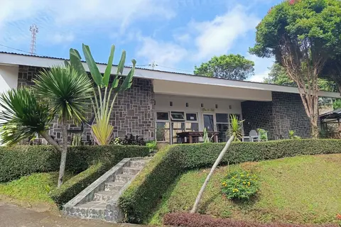 Surga Family House