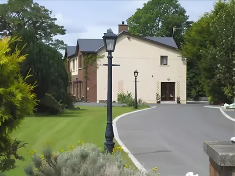 Down Royal House B&B