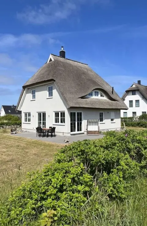 "baltic Sea Breeze" Modern Retreat