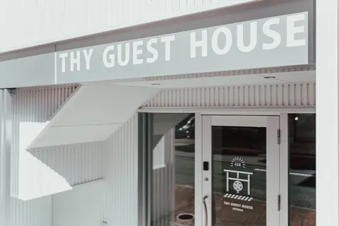 THY Guest House - Hostel