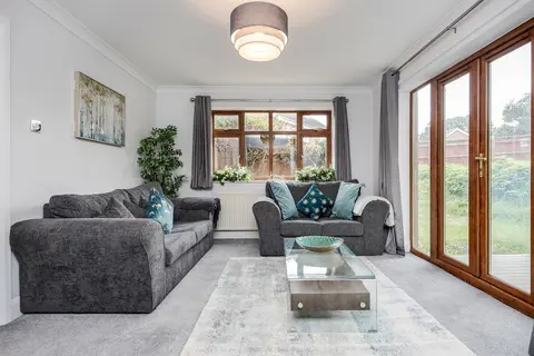 Maidenhead Pet Friendly 4 Bed House