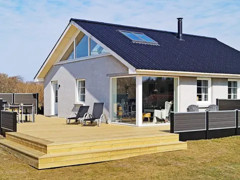 Cozy Holiday Home in Lokken near Sea