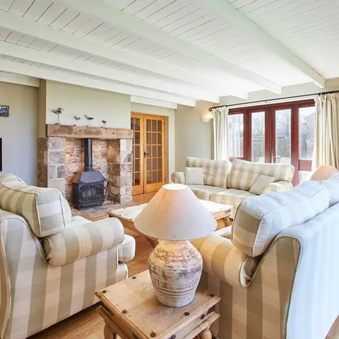 Host Stay The Coach House
