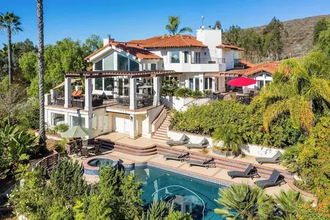Private Estate w/ Pool, Hot Tub & Fire Pit Near Encinitas The Ranch by Avantstay