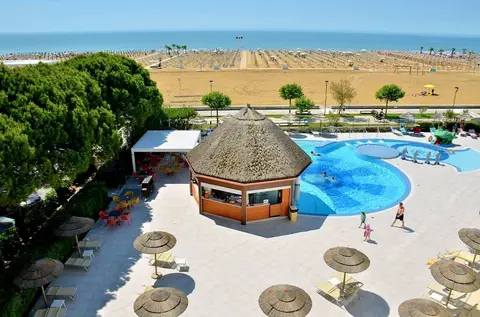 Relaxing Flat With Panoramic sea Views in Bibione
