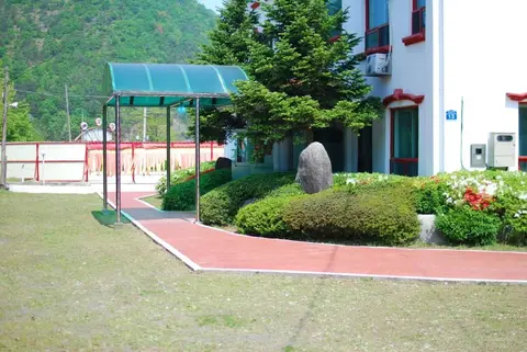 M Motel