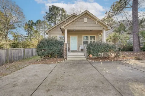 2 Mi to Downtown Durham: Family Home w/ Yard!