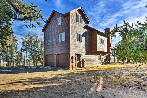 24-0224 Fairplay Cabin w/ Mountain Views!