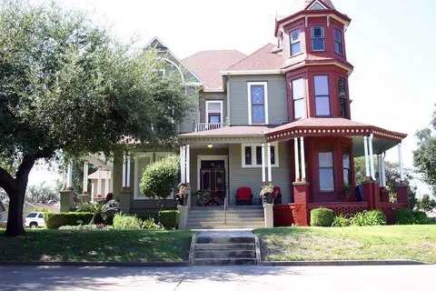 Angels Nest Bed and Breakfast
