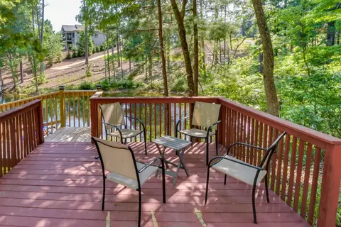 South Carolina Retreat w/ Fireplace & Lake Access!