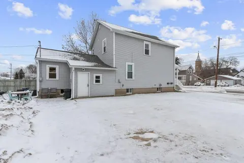 Small Town Retreat- 5br- Movie Theater Room