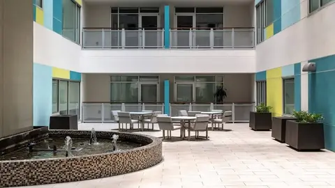 Bold CozySuites w/pool, gym, roof 8
