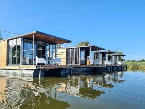 Houseboat in Lazy Near Lake Jamno & Sea