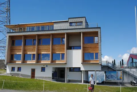 Venet Gipfelhütte