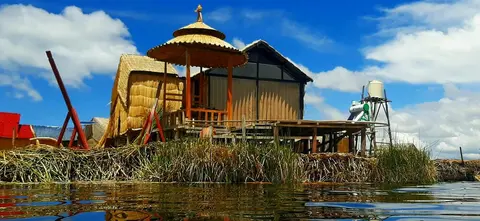 Uros Lake Titicaca Lodge